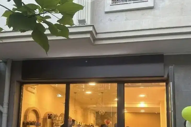 Shop in Varna, Centyr
