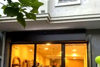 Магазин във Варна, Център