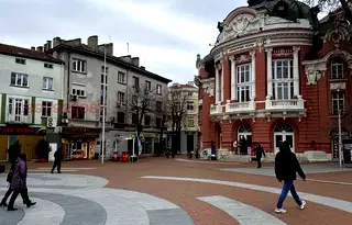 Магазин във Варна, Център