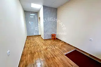 Магазин във Варна, Център