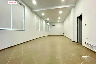 Магазин във Варна, Левски 1