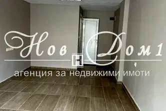 Магазин във Варна, Лятно кино Тракия