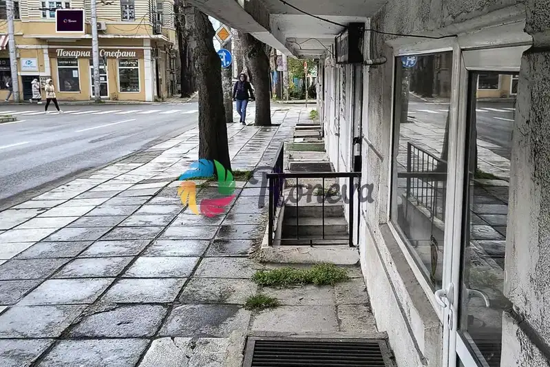 Shop in Varna, Okryjna Bolnica-Generali