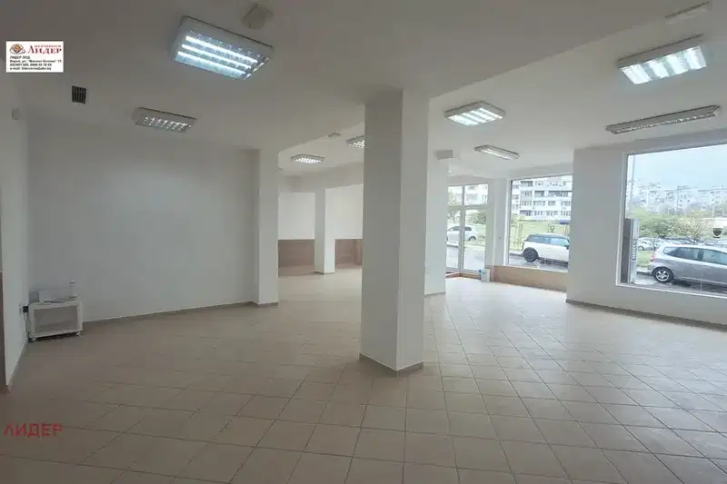 Shop in Varna, Vladislav Varnenchik 1