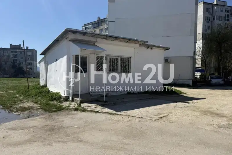 Shop in Varna, Vladislav Varnenchik 2