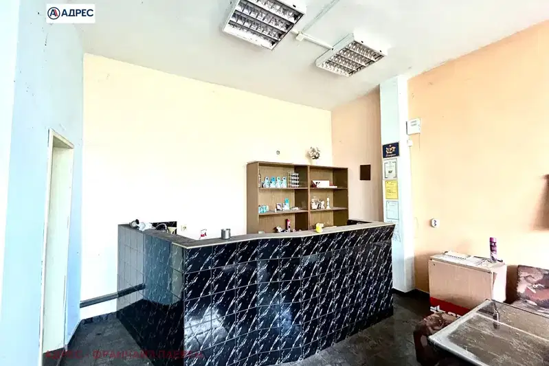 Магазин във Враца, Дъбника