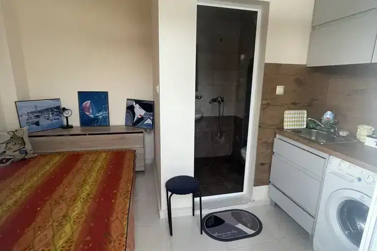 Стая в Бургас, Приморско