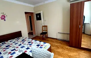 Стая в София, Бъкстон