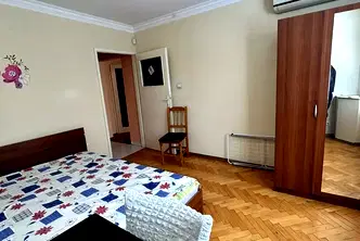 Стая в София, Бъкстон