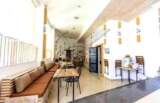 Заведение в Бургас, Китен