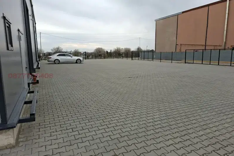 Склад в София, Божурище
