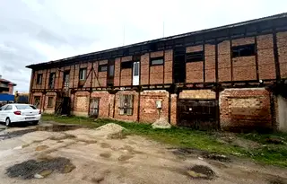 Склад в Благоевград, Добринище