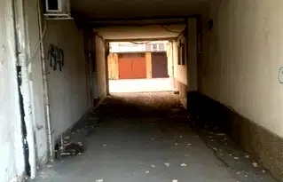 Склад в Русе, Център
