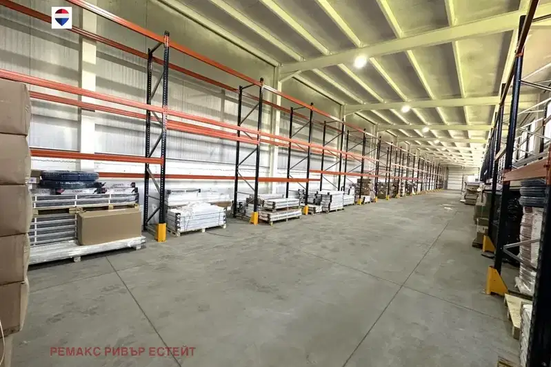 Warehouse in Ruse, Charodeika - Yug