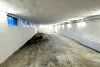 Склад в София, Бъкстон