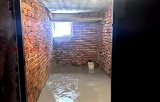 Склад в София, Център