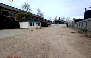 Склад в София, Лагера