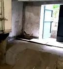 Склад в София, Лагера