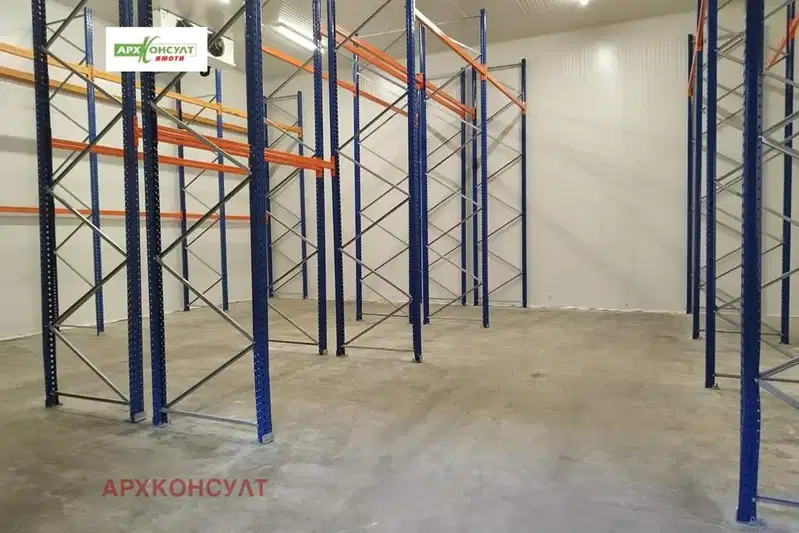Warehouse in Sofiya, Obelya 2