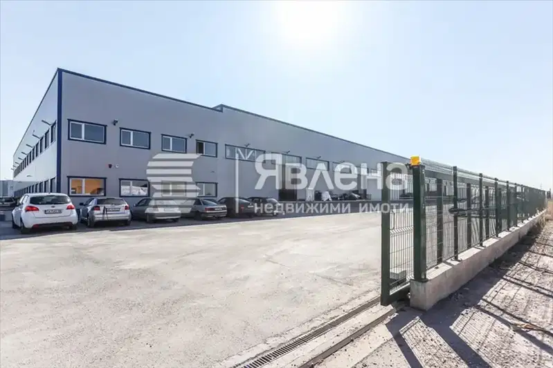 Warehouse in Sofiya, Trebich