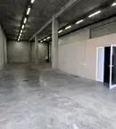 Склад в София, Враждебна