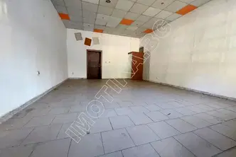 Склад във Варна, Бизнес хотел