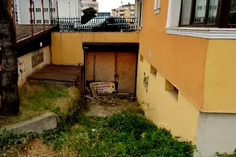 Склад във Велико Търново, Център